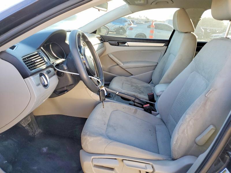 2017 Volkswagen Passat s