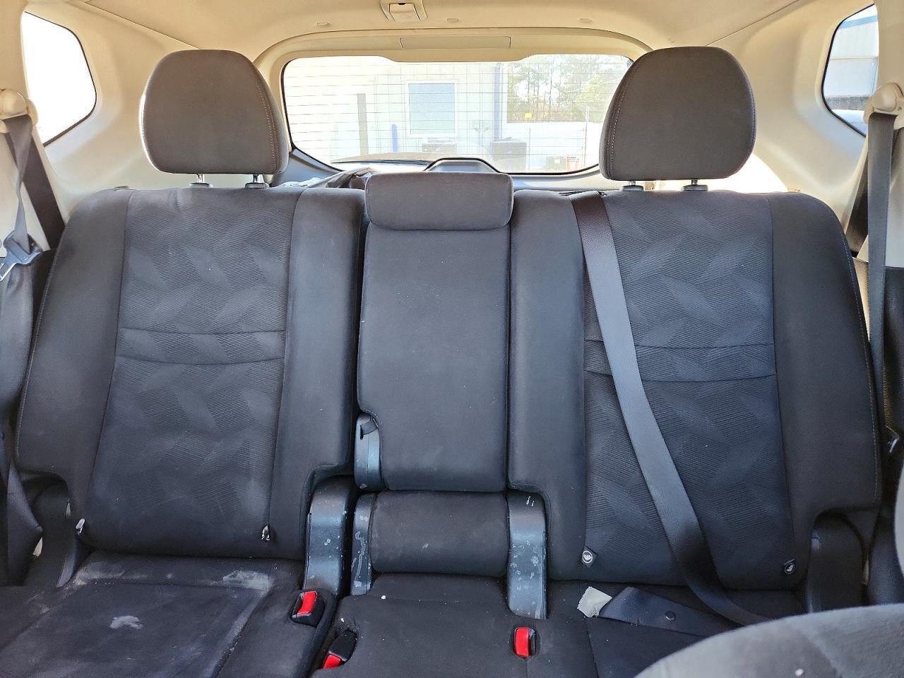 2015 Nissan Rogue s