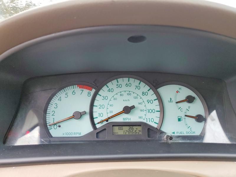 2003 Toyota Corolla ce