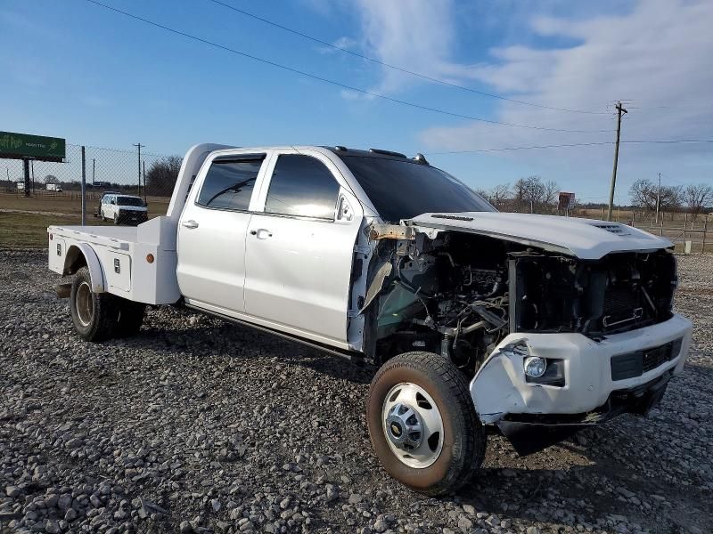 2018 Chevrolet Silverado Flatbed Truck