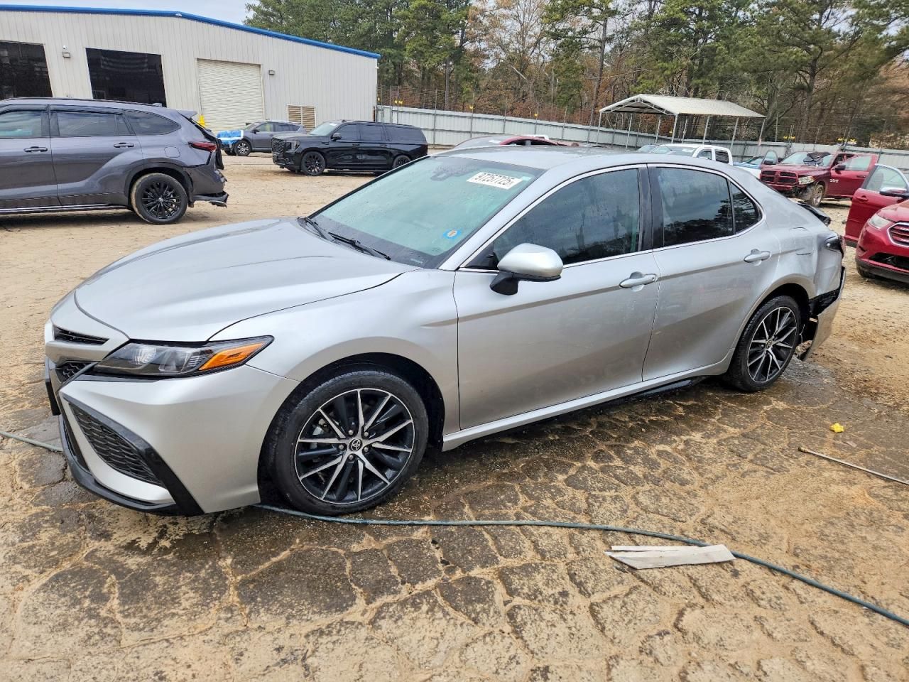 2021 Toyota Camry se