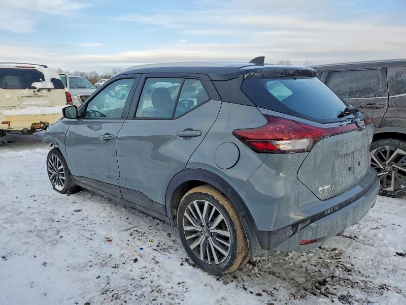 2023 Nissan Kicks sv