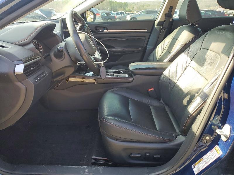 2023 Nissan Altima sr