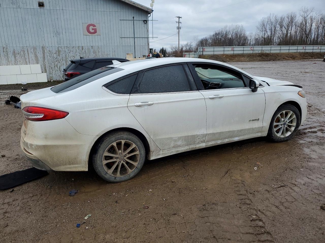 2019 Ford Fusion se
