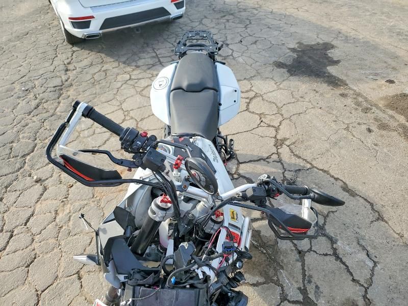 2023 Ducati Desert x