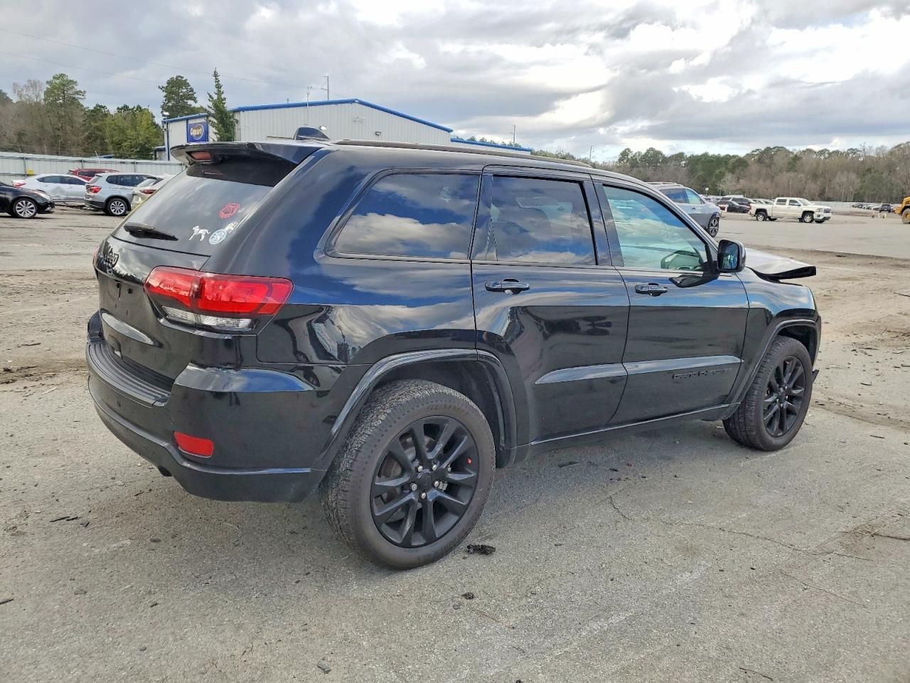 2020 Jeep Grand Cherokee Laredo
