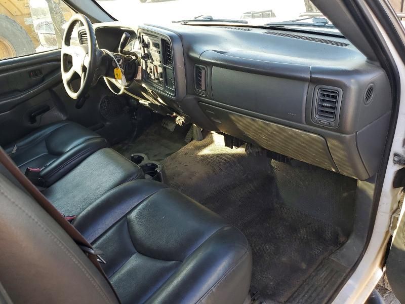 2005 GMC New Sierra-Delivery Truck