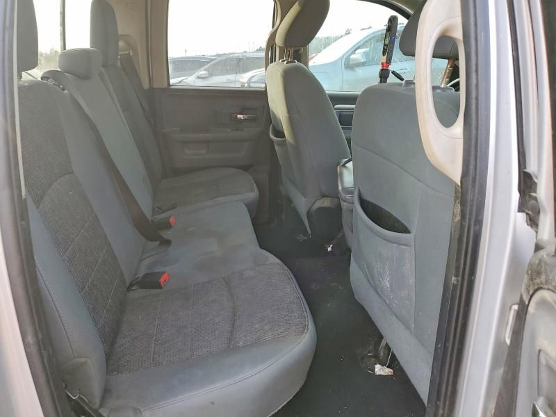 2015 Dodge RAM 1500 SLT