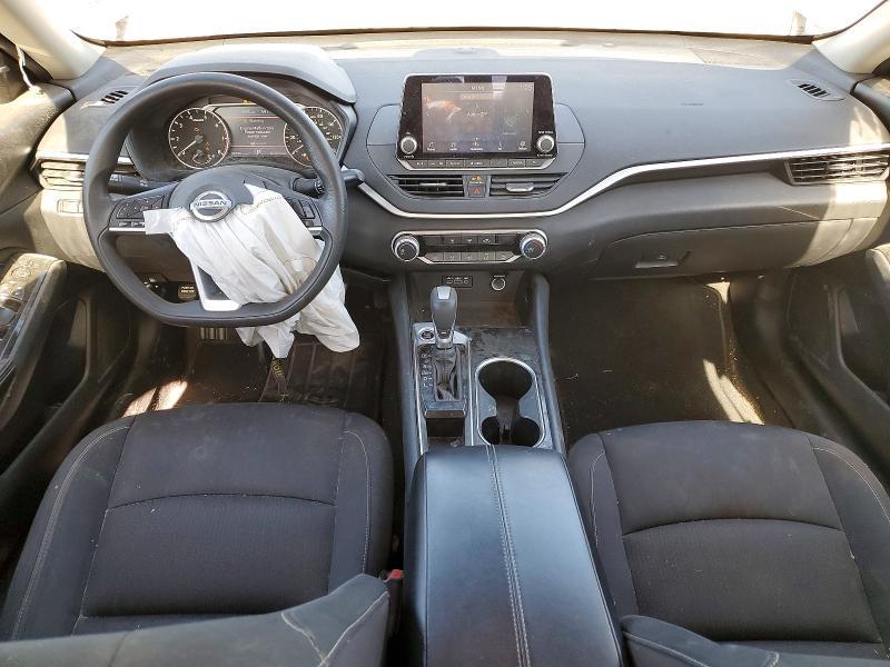 2021 Nissan Altima sv