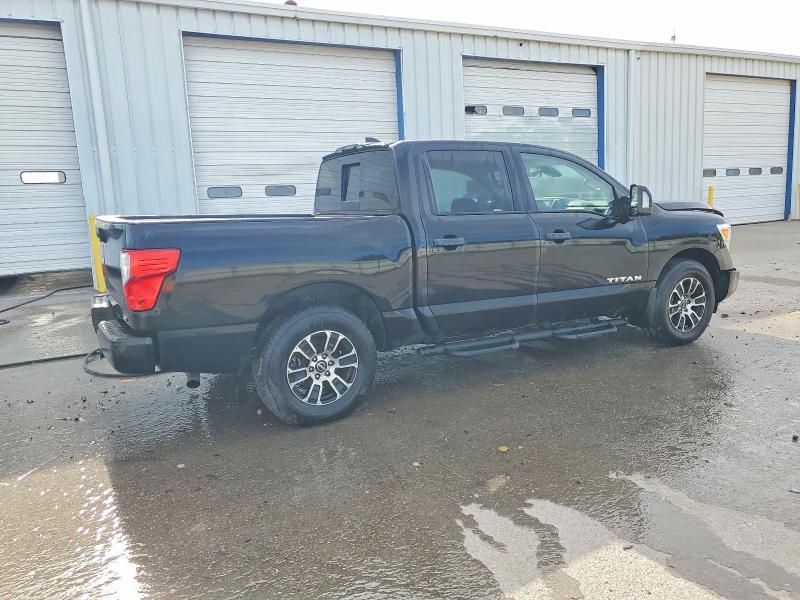 2023 Nissan Titan sv