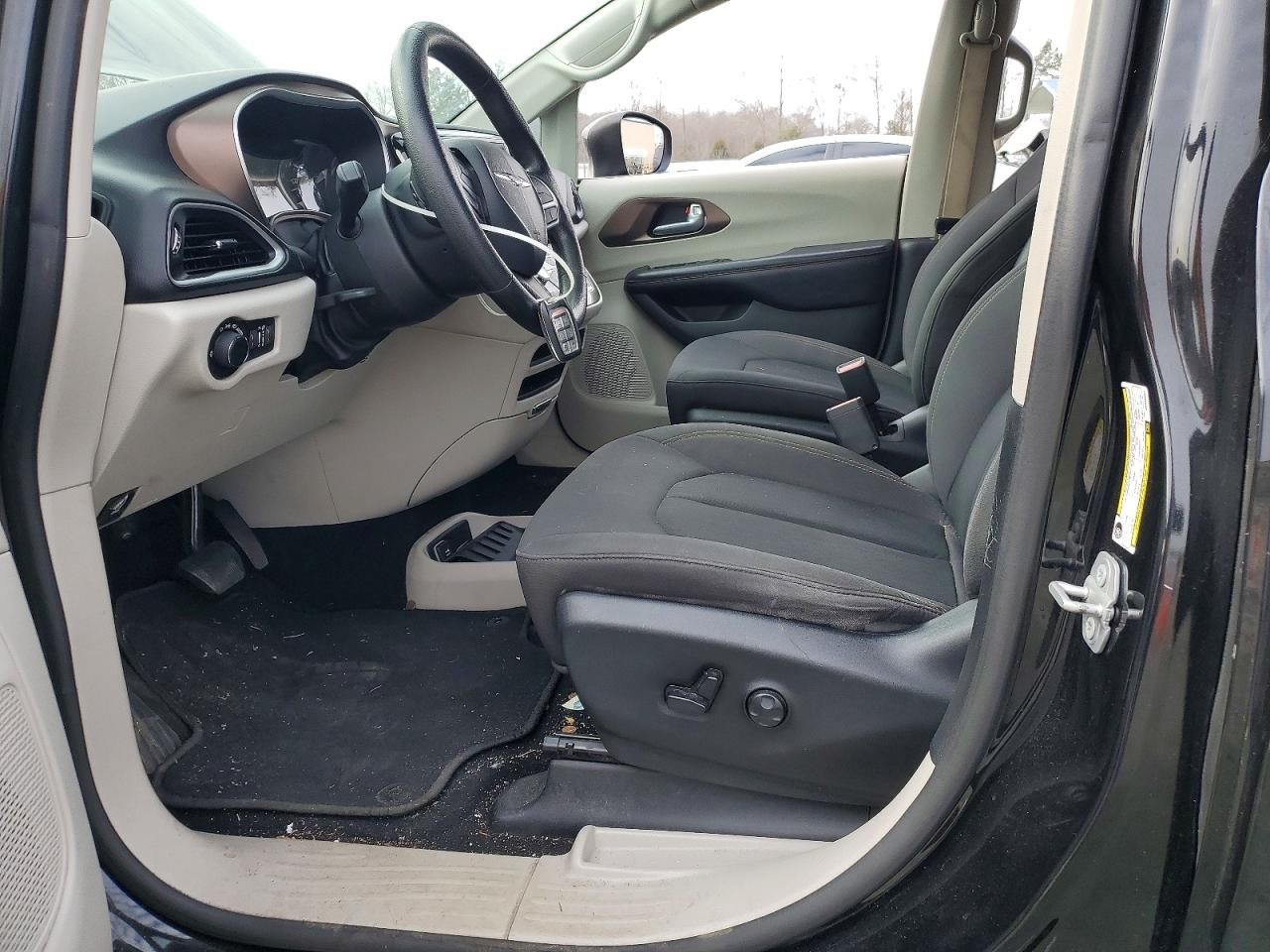 2019 Chrysler Pacifica lx