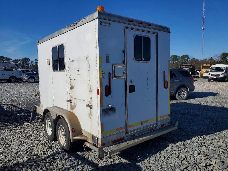 2006 Featherlite Mfg Inc 2006 Featherlite 6.5HGJAE-2145K Fiber Optic Splcli