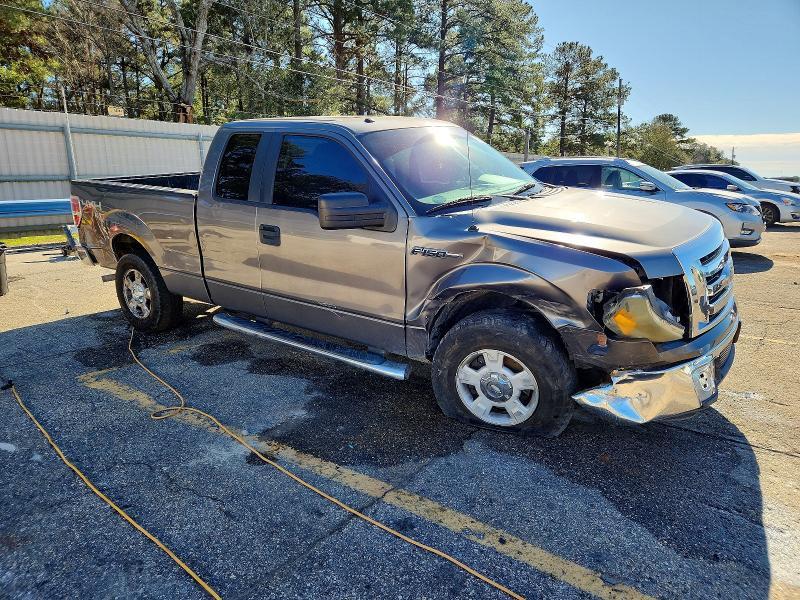 2010 Ford F150 Super cab