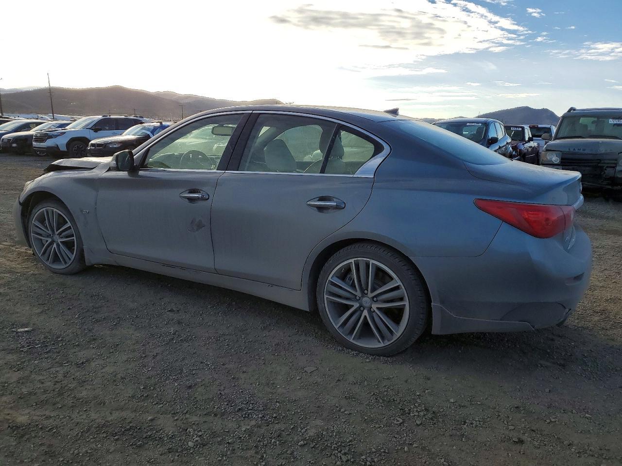 2015 Infiniti Q50 Base