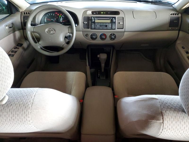 2002 Toyota Camry le