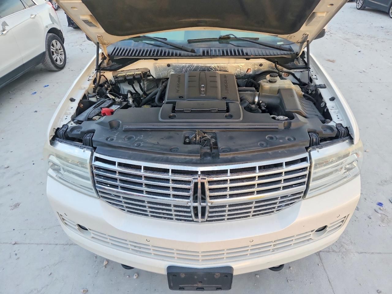 2012 Lincoln Navigator