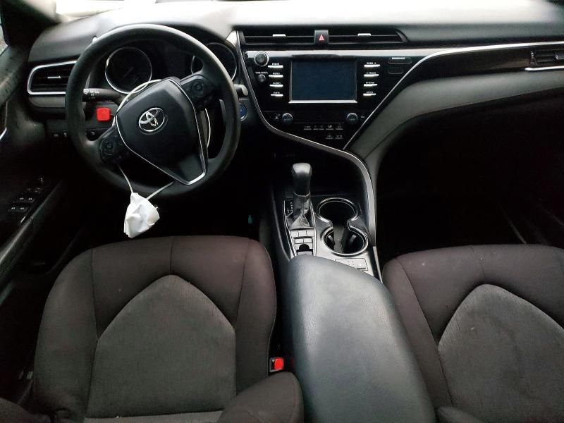 2018 Toyota Camry le