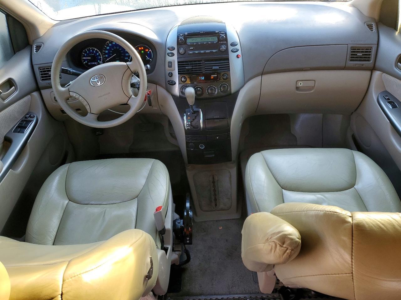 2007 Toyota Sienna ce