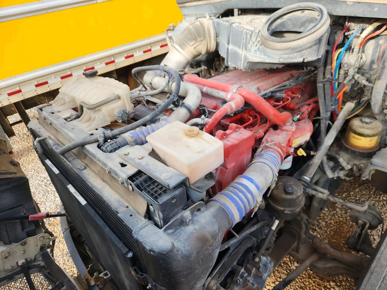 2016 Peterbilt 579 Semi Truck