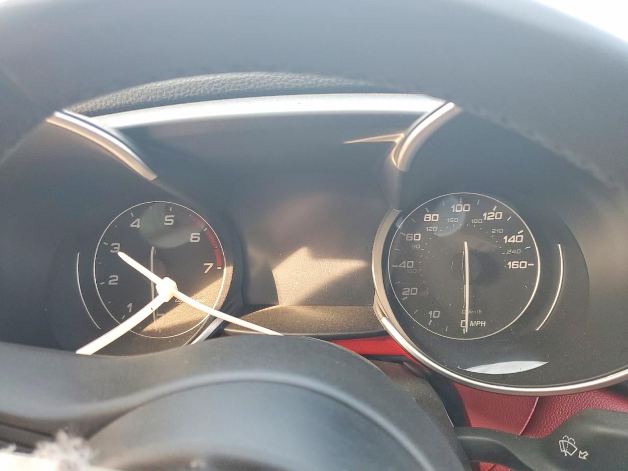 2018 Alfa Romeo Giulia ti Q4