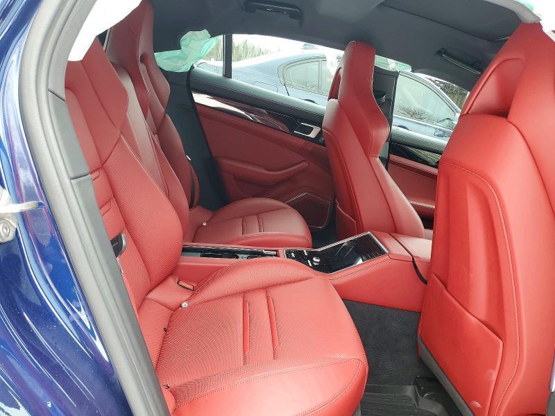 2023 Porsche Panamera 4 Platinum