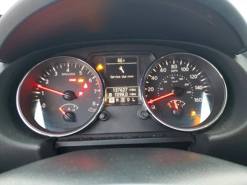2012 Nissan Rogue s