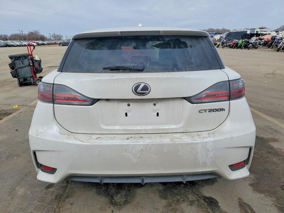 2016 Lexus Ct 200h Base