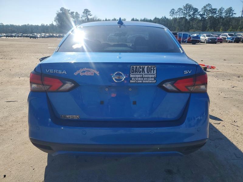 2021 Nissan Versa sv