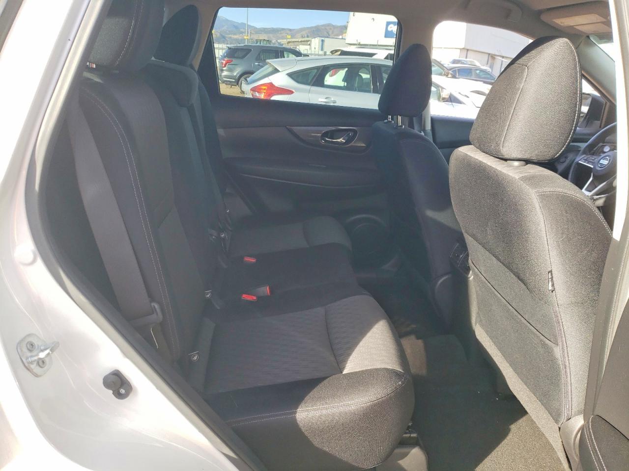 2017 Nissan Rogue s
