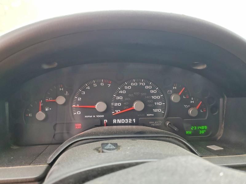 2004 Ford Explorer xlt