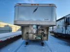 2005 Featherlite Horsetrl