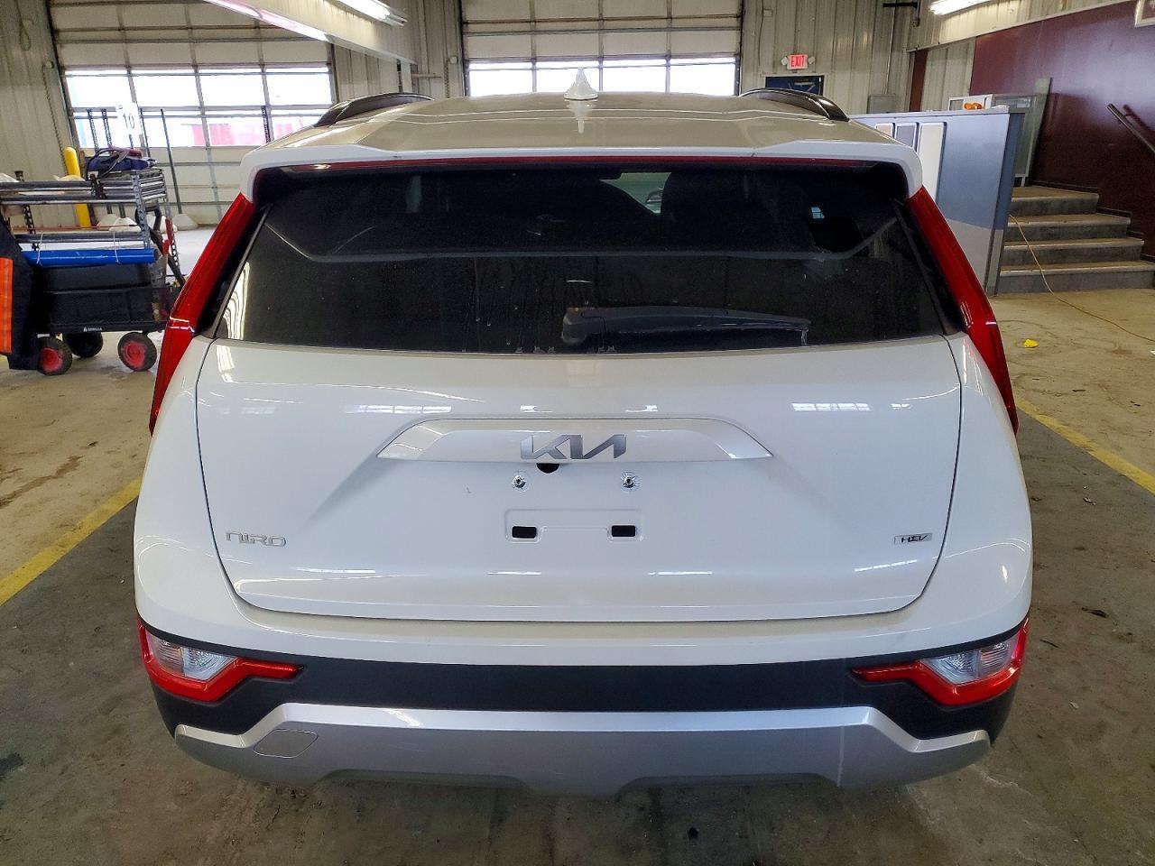 2025 KIA Niro lx