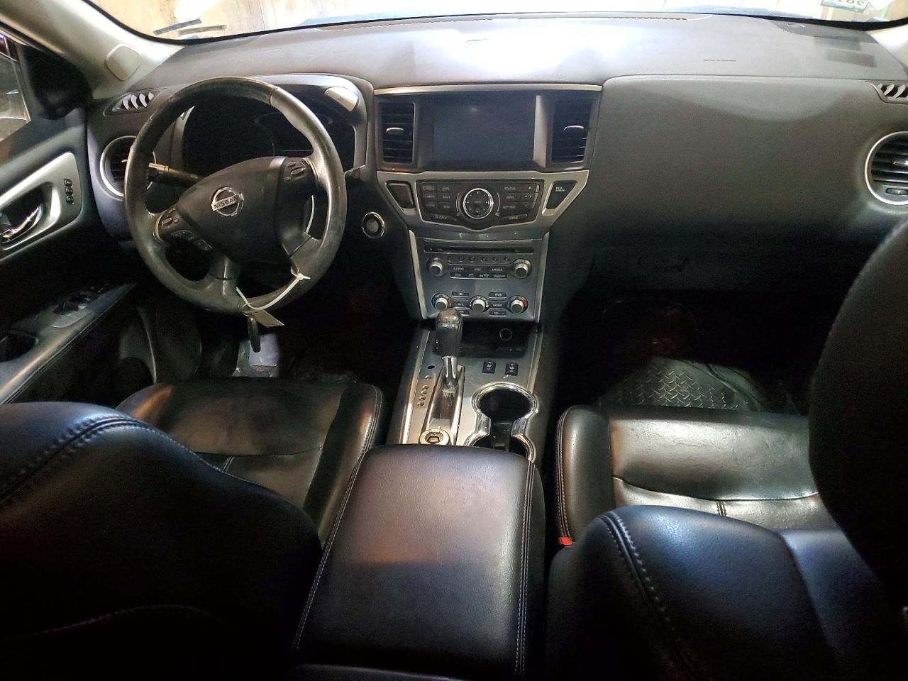 2017 Nissan Pathfinder s