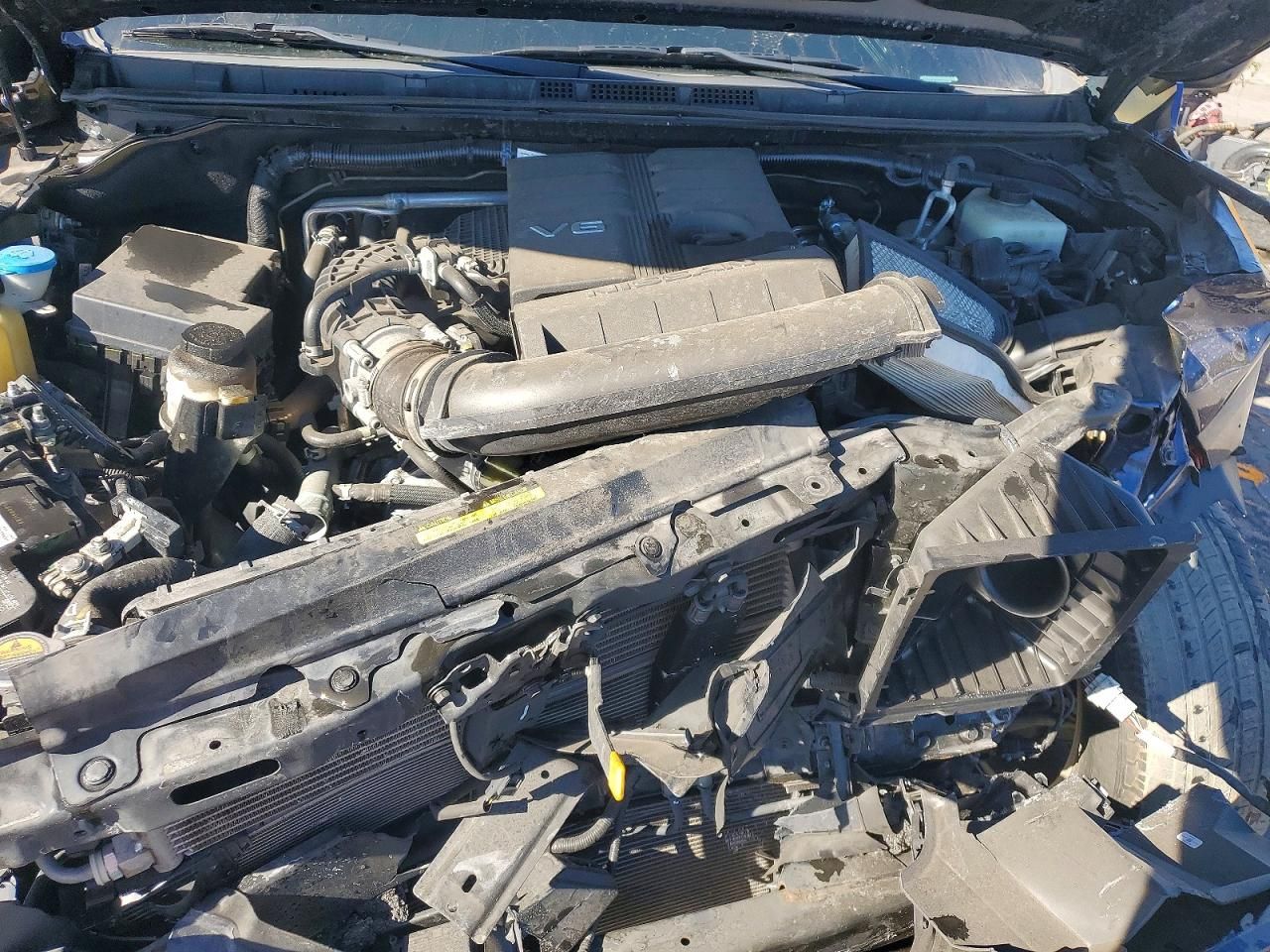 2022 Nissan Frontier s