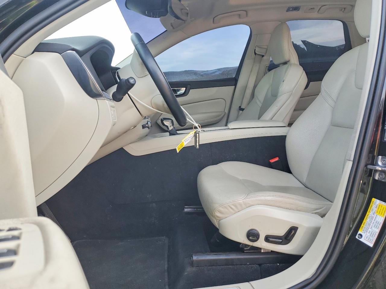 2021 Volvo Xc60 T5 Momentum