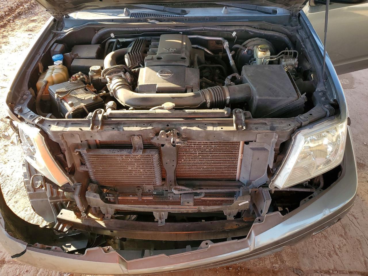 2016 Nissan Frontier s