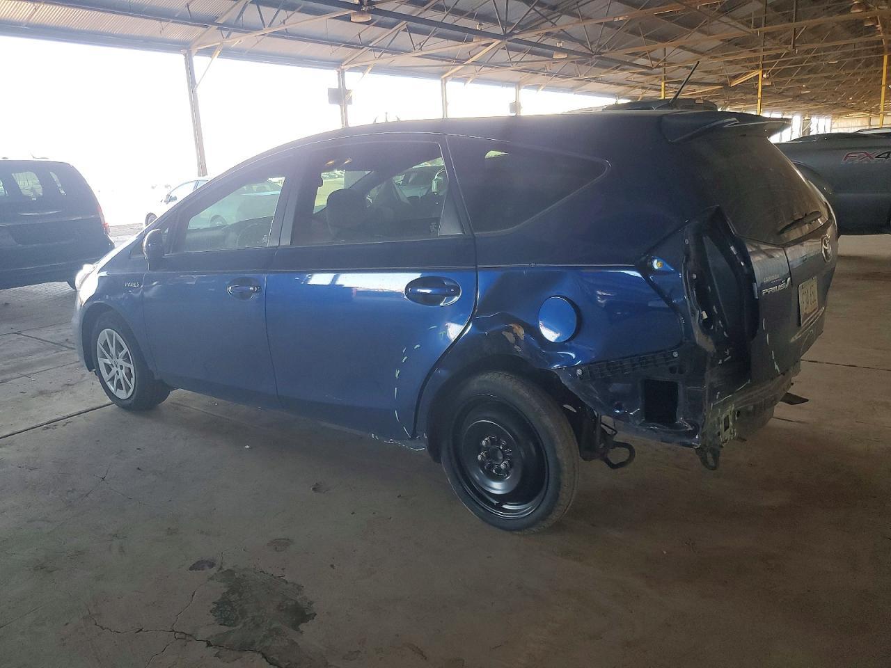 2013 Toyota Prius v two