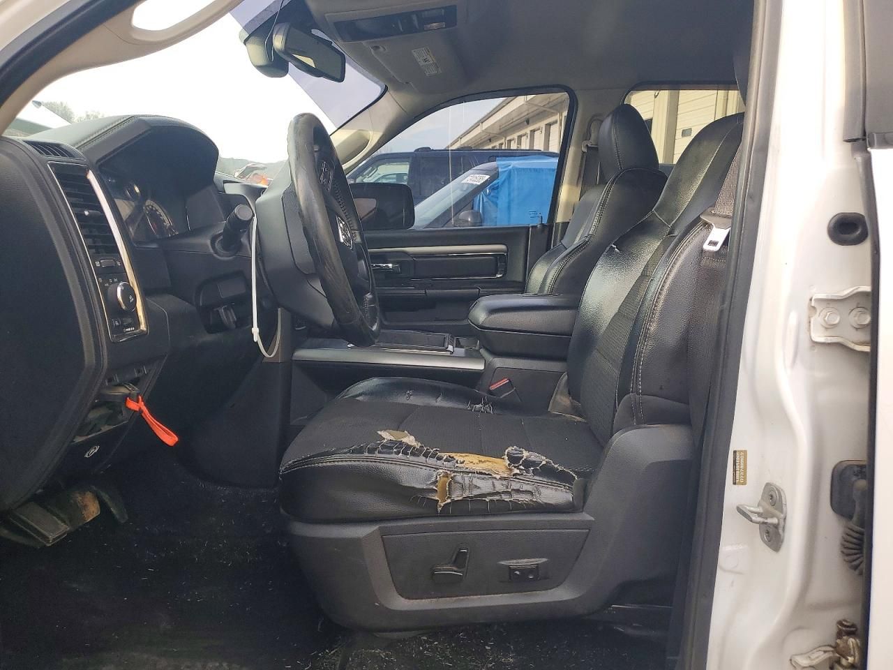 2013 Dodge RAM 1500 Sport