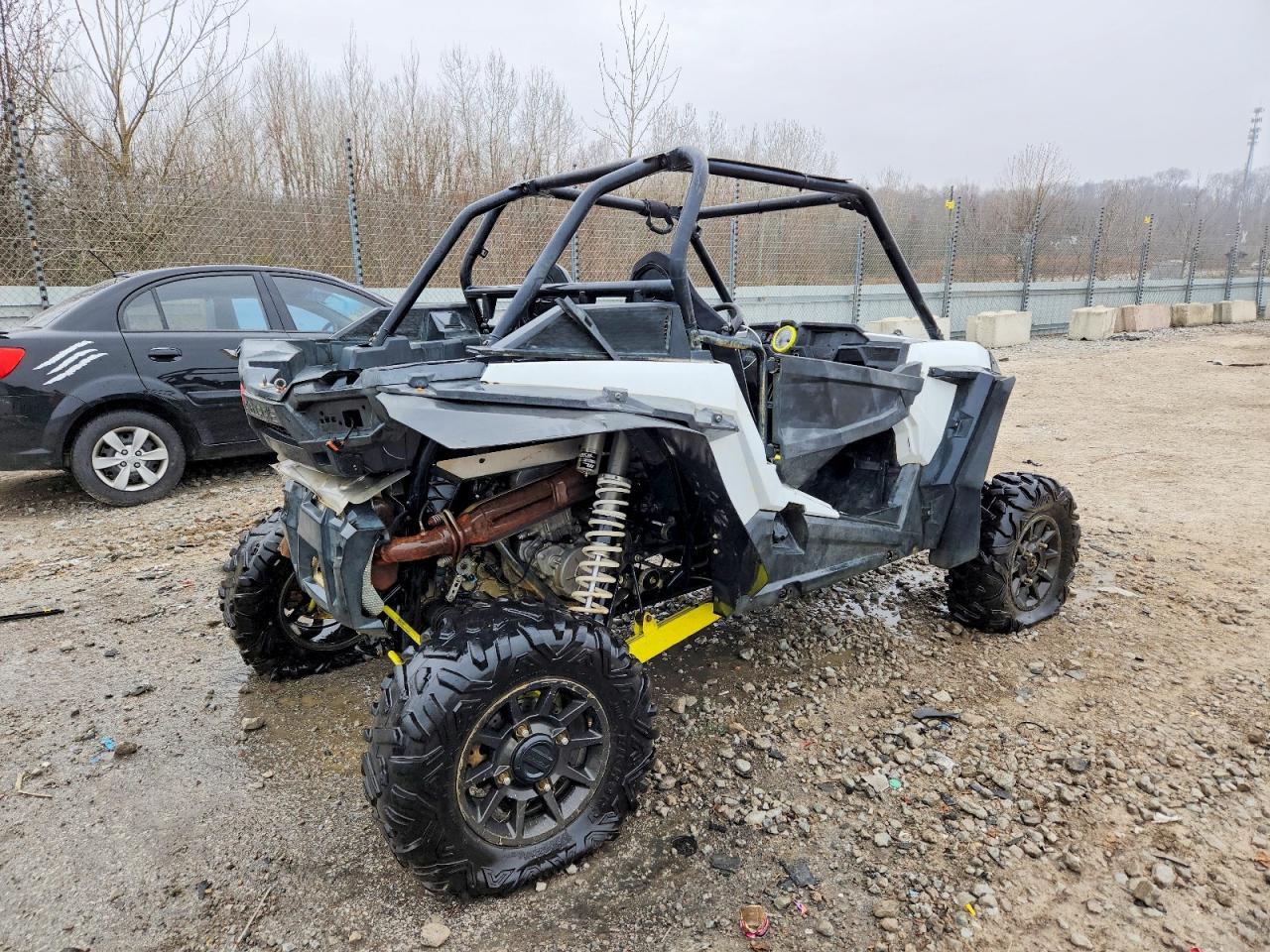 2017 Poal RZR XP 1000 EPS