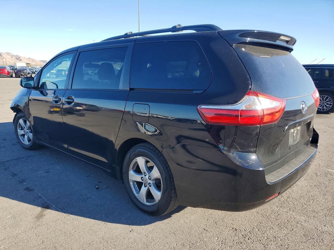 2015 Toyota Sienna le