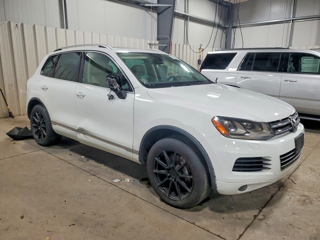 2012 Volkswagen Touareg V6