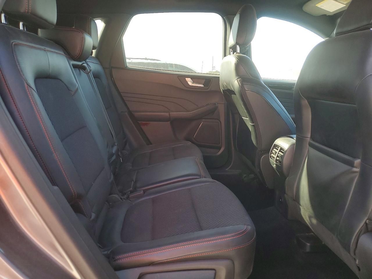 2023 Ford Escape st Line