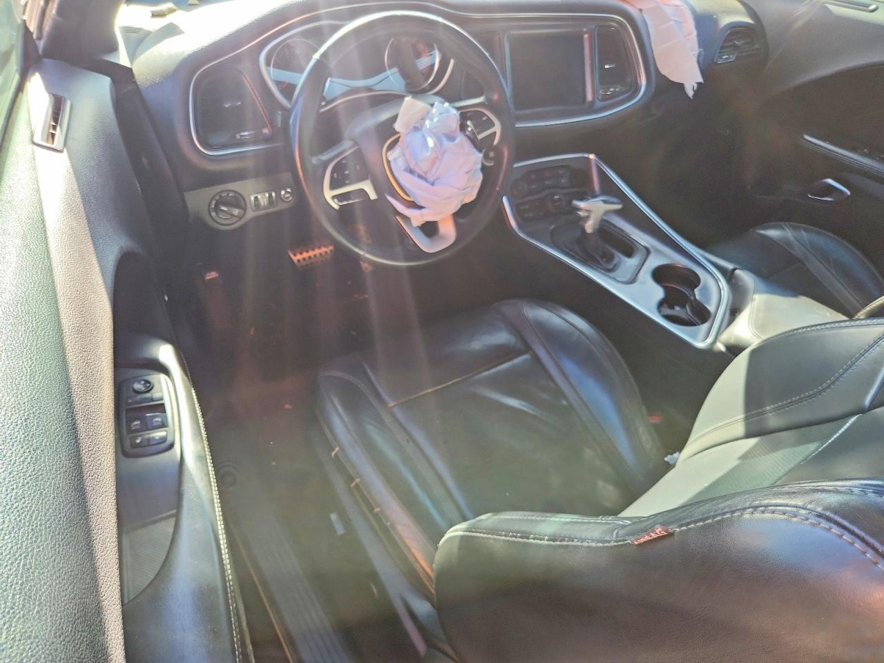 2017 Dodge Challenger sxt