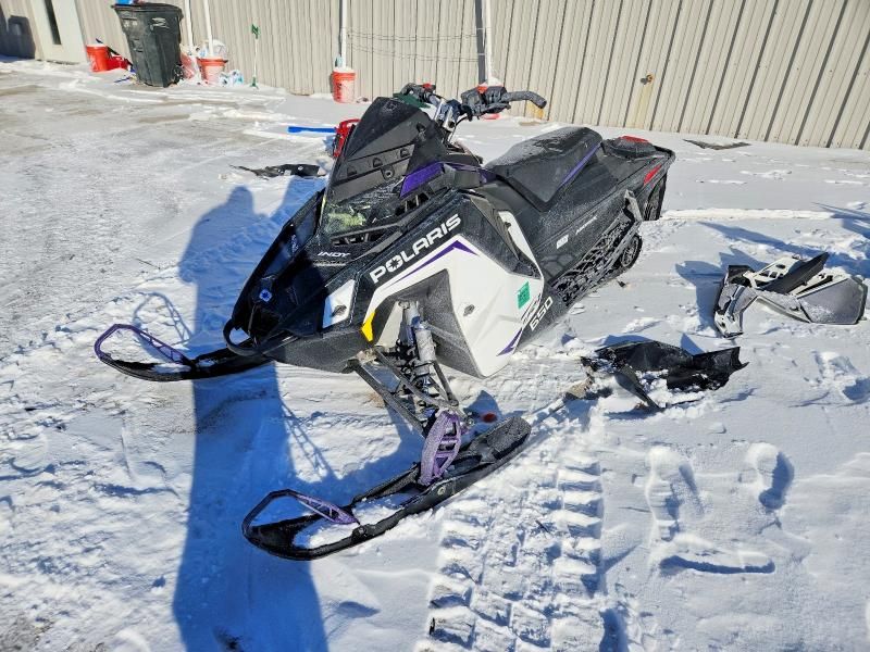 2022 Polaris Snowmobile
