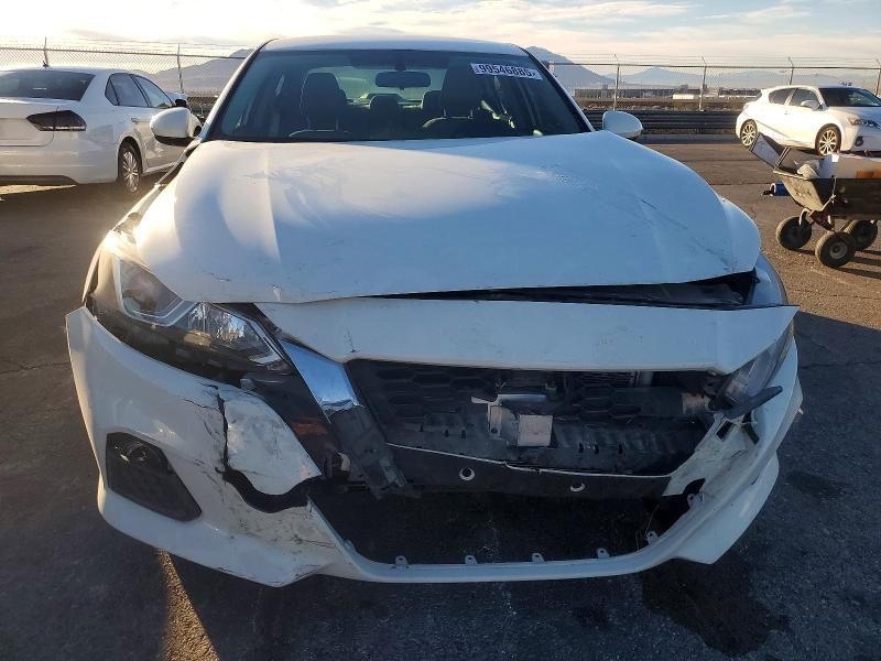 2020 Nissan Altima s