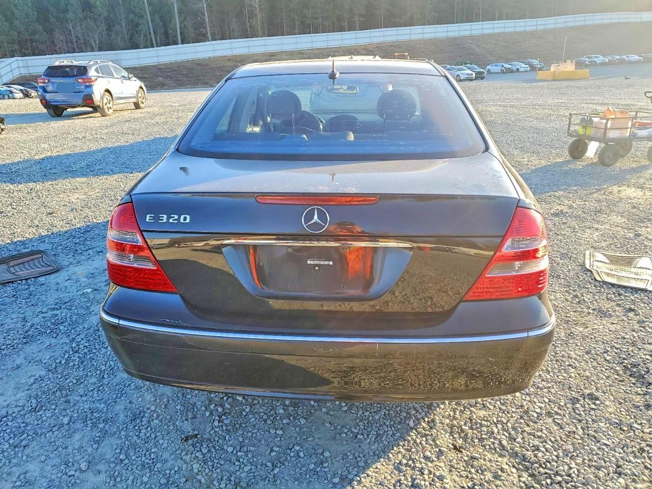 2003 Mercedes-Benz E 320