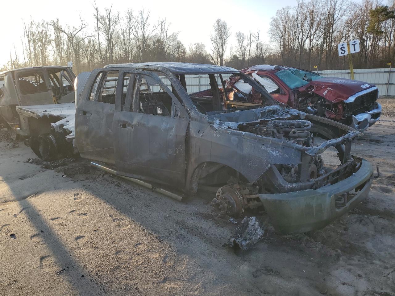 2018 Dodge RAM 3500 SLT Crew Cab 4W