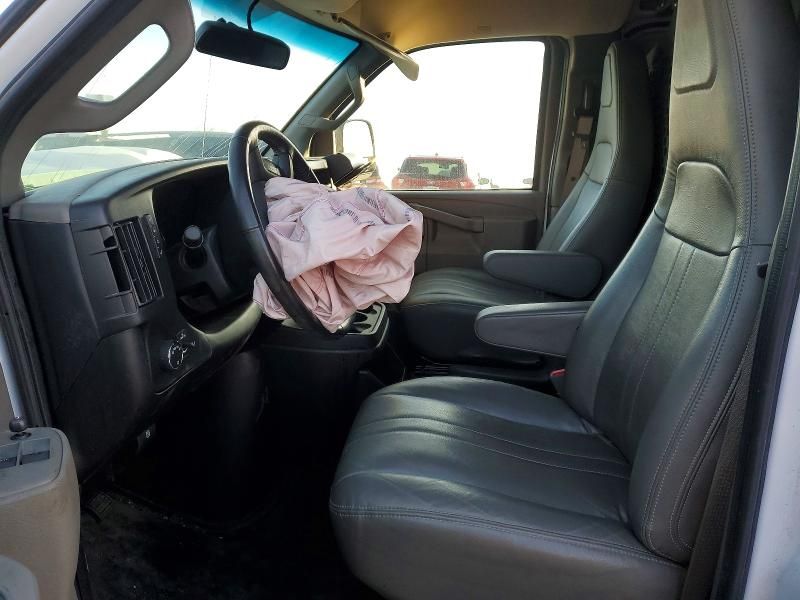 2023 Chevrolet Express G2500