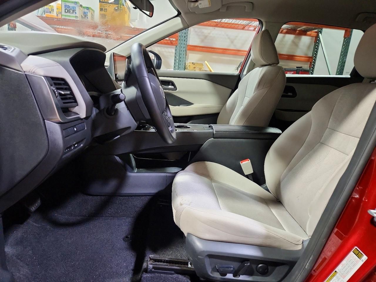 2025 Nissan Rogue sv