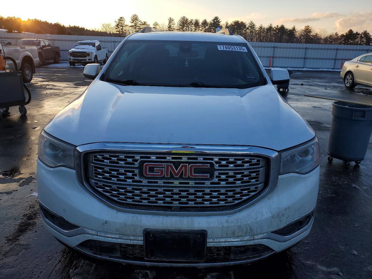 2018 GMC Acadia Denali